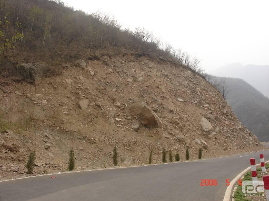 北京门头沟百花山公路边坡绿化工程（北京市门头沟科委
